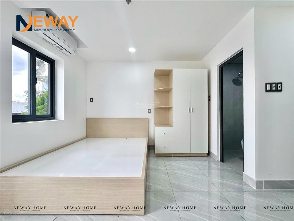 Studio mới 100%, ban công full nội thất, cho để xe điện, sạch sẽ, an ninh bảo vệ 24/7  thang máy