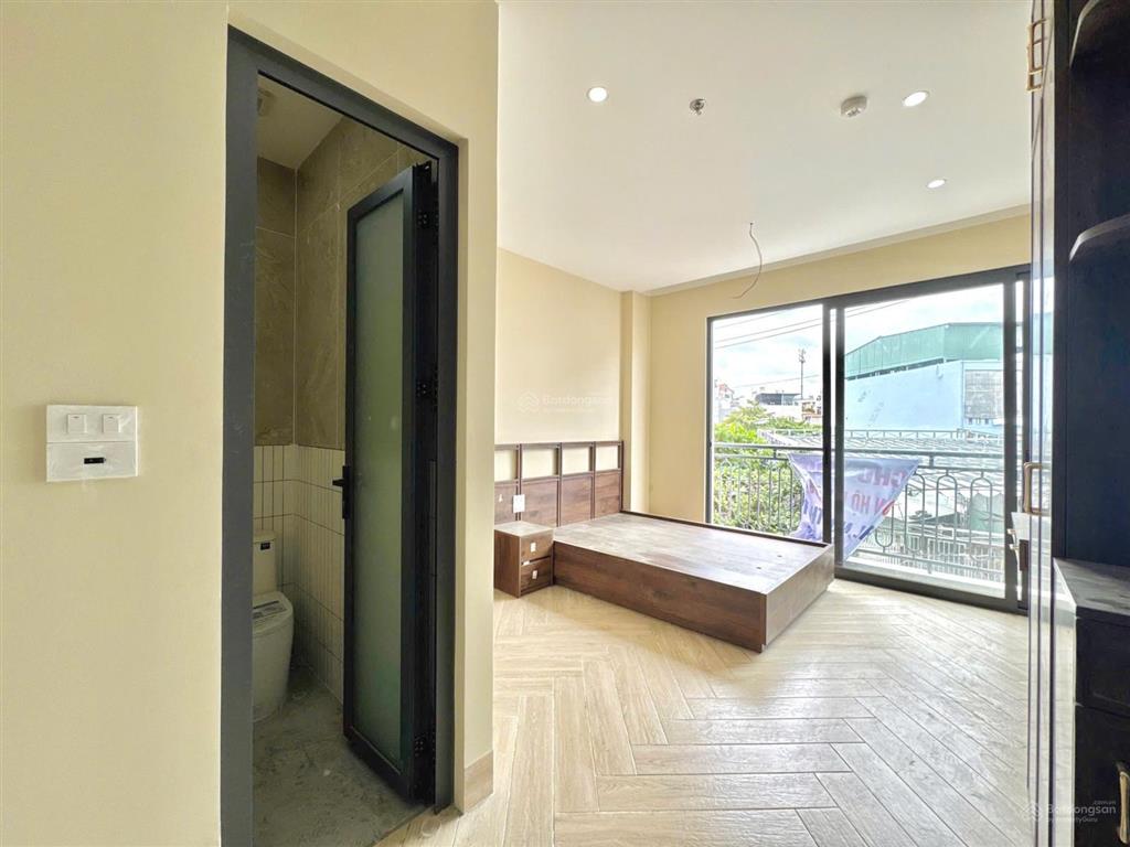 Studio full nội thất ban công cao cấp, ngay chợ thạch đà, cho nuôi pet, mới 100% giữ phòng đến 1/9