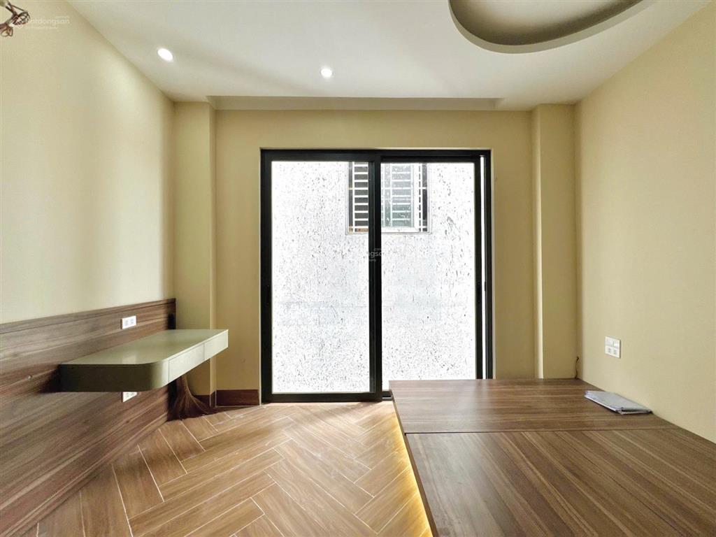 Studio full nội thất ban công cao cấp, ngay chợ thạch đà, cho nuôi pet, mới 100% giữ phòng đến 1/9