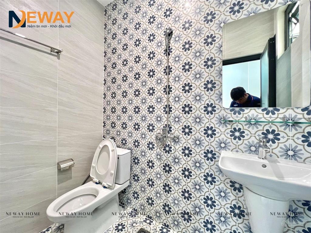 Duplex ban cong siêu rộng không giới hạn người ở, full nội thất xịn đét  nhà mới 100%, gần chợ