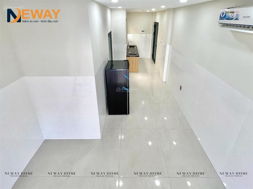 Duplex ban cong siêu rộng không giới hạn người ở, full nội thất xịn đét  nhà mới 100%, gần chợ