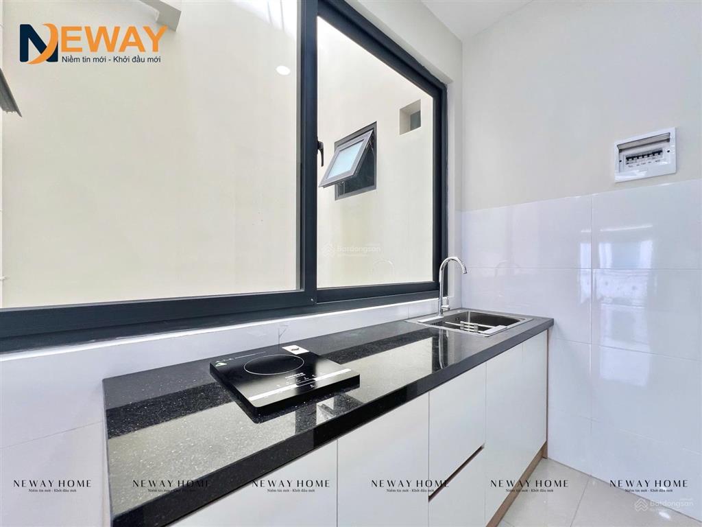 Duplex ban cong siêu rộng không giới hạn người ở, full nội thất xịn đét  nhà mới 100%, gần chợ