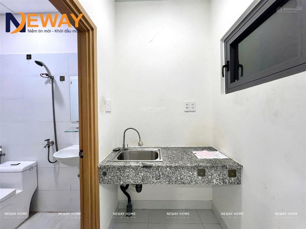 Phòng trọ có gác sẵn máy lạnh, giá rẻ giờ giấc tự do, có máy giặt chung, sạch sẽ, an ninh