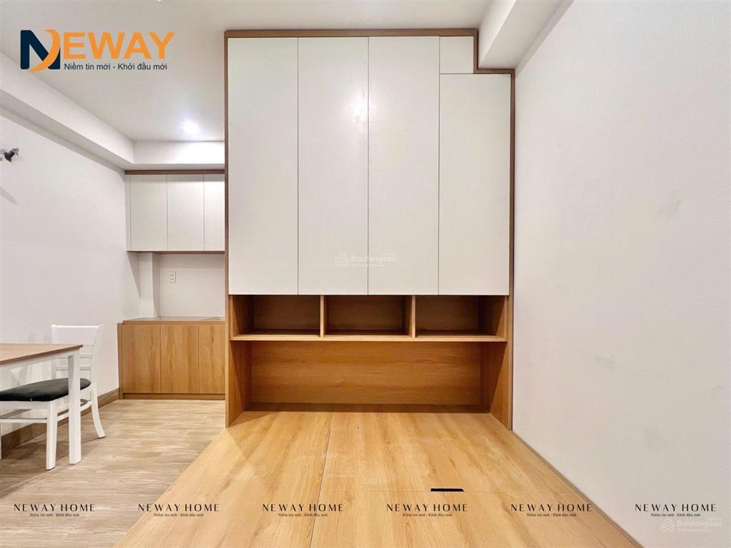Studio full nội thất đang set up ngay công viên làng hoa  phù hợp ở 12 người, tone gỗ sang trọng