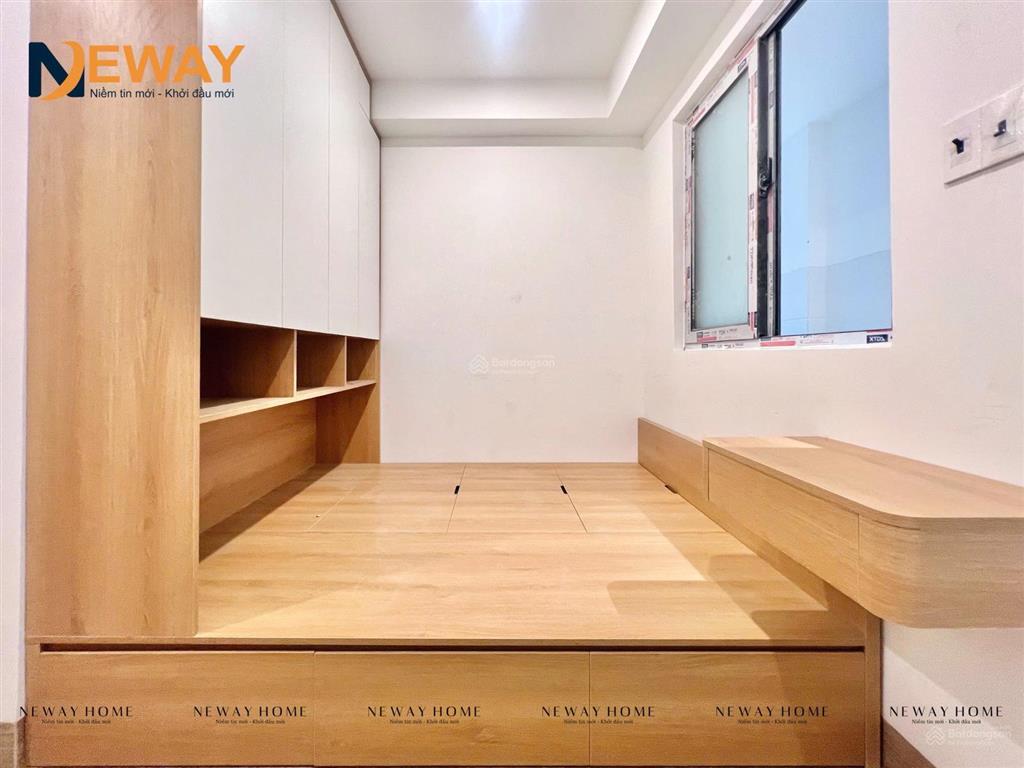 Studio full nội thất đang set up ngay công viên làng hoa  phù hợp ở 12 người, tone gỗ sang trọng
