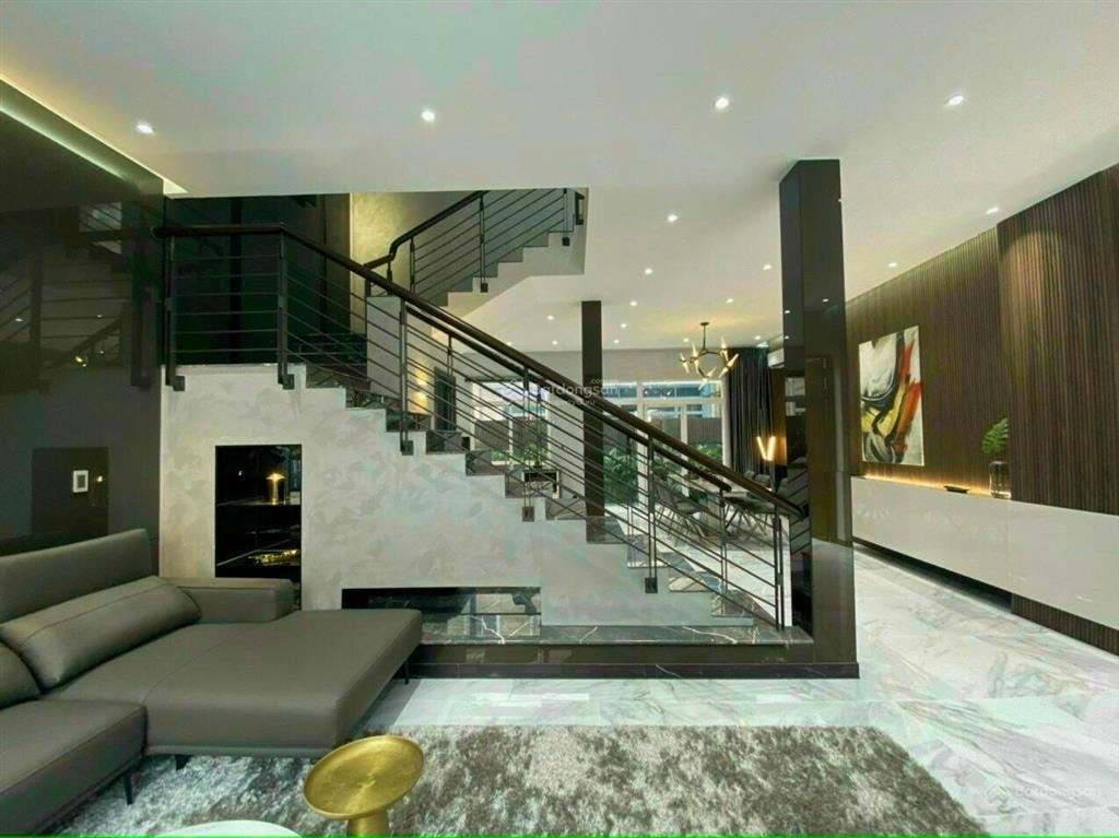 Biệt thự liền kề cầu ánh sao pmh  q7. nhà thiết kế 4pn  full nội thất cao cấp  hiện đại. em luân