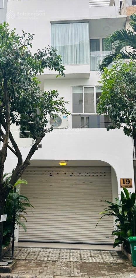 Cho thuê nhà pmh q7. dtsd 350m2, trệt lửng 3 lầu. phù hợp để ở  văn phòng đại diện, em luân