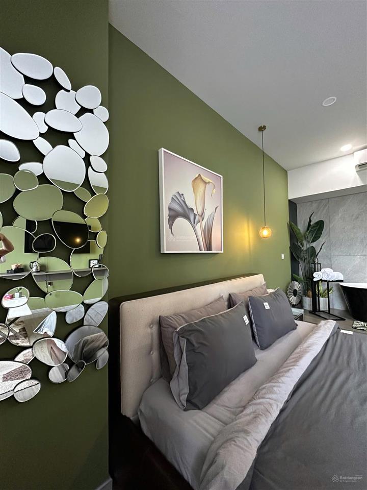 Tôi cần cho thuê căn officetel c/c sunrise city view full nội thất.  0909 992 ***