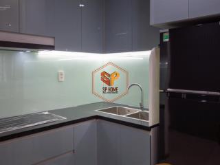 Bán căn offictecel đã có sổ hồng c/c sunrise city north,full nội thất mới. 0909 992 ***