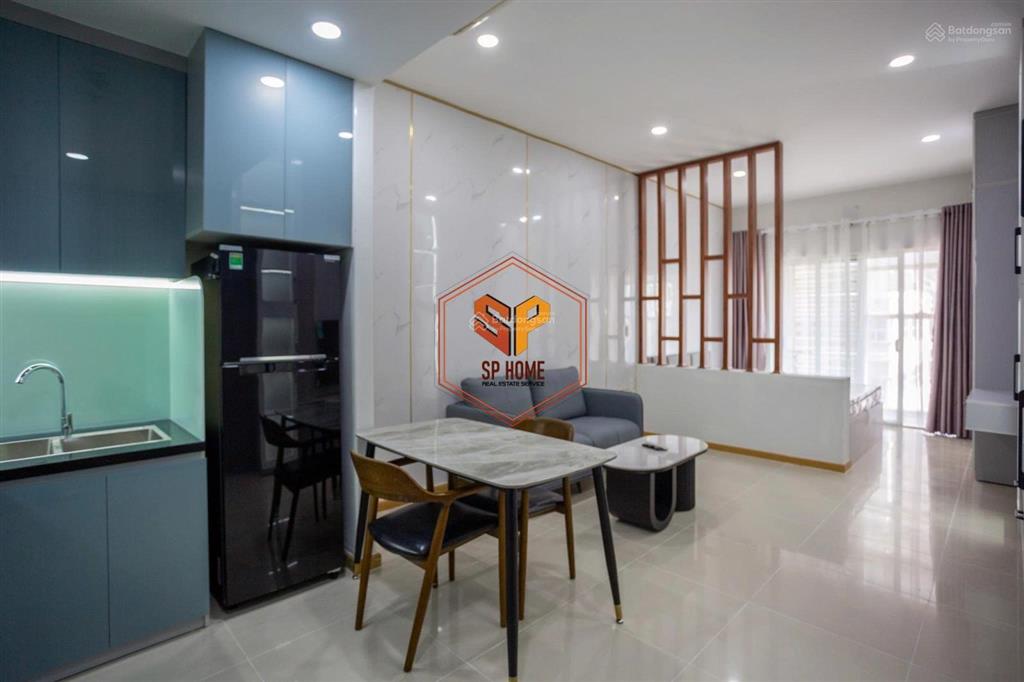Bán căn offictecel đã có sổ hồng c/c sunrise city north,full nội thất mới. 0909 992 ***