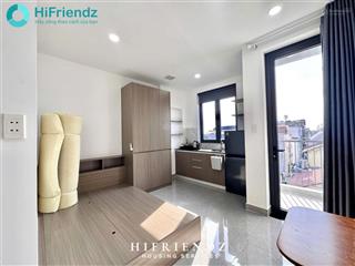 Siêu phẩm hàng hiếm  studio full nội thất ban công lớn chỉ tính điện nước sát parc mall