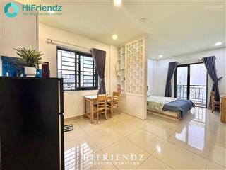 Cho thuê siêu phẩm bancong full nội thất  thang máy  hầm xe sát cầu nguyễn văn cừ