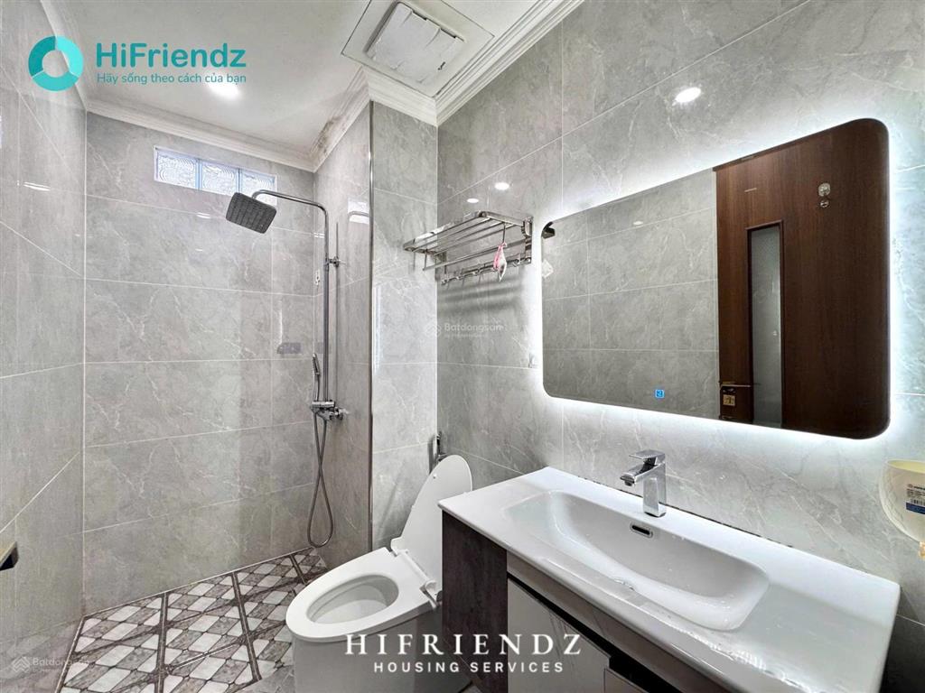 Siêu phẩm chdv full nội thất  cửa sổ lớn  giặt sấy sát cầu nguyễn tri phương q5