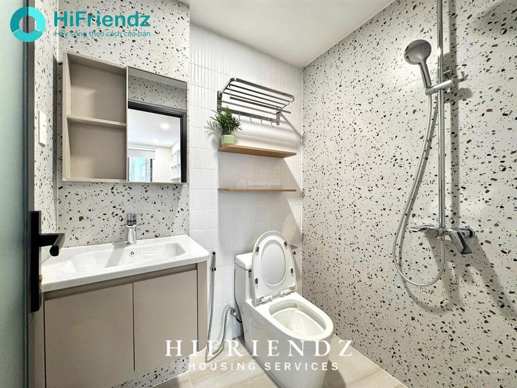 Siêu phẩm studio mới full nội thất cửa sổ lớn ngay sát cầu nguyễn văn cừ