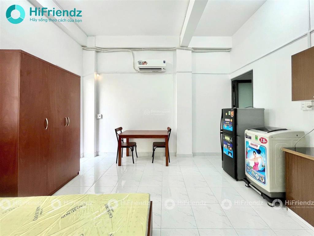 Studio bancong full nội thất  máy giặt riêng  thang máy sát cầu nguyễn tri phương