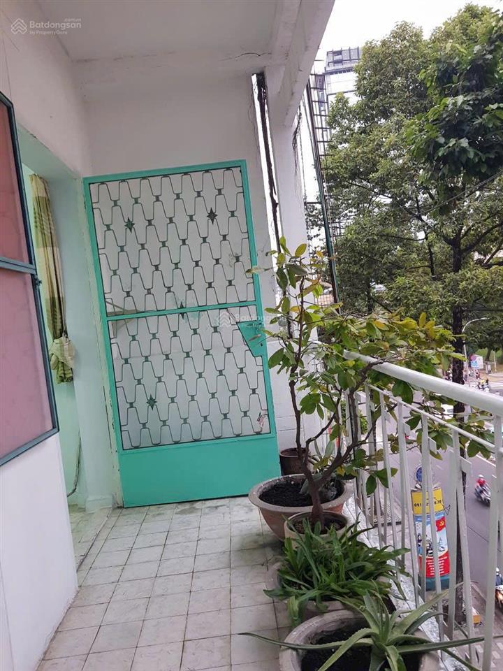 Giảm 1t chủ bán gấp định cư  căn hộ trung tâm q1  68.8m2 view bến thành tặng nguyên nội thất