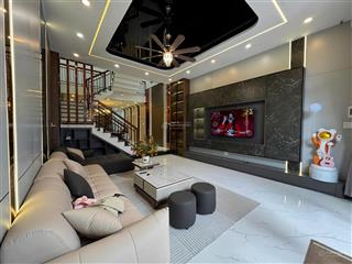 Bán nhà đẹp 3 tầng mặt tiền quách thị trang, song song võ chí công, full nội thất xịn