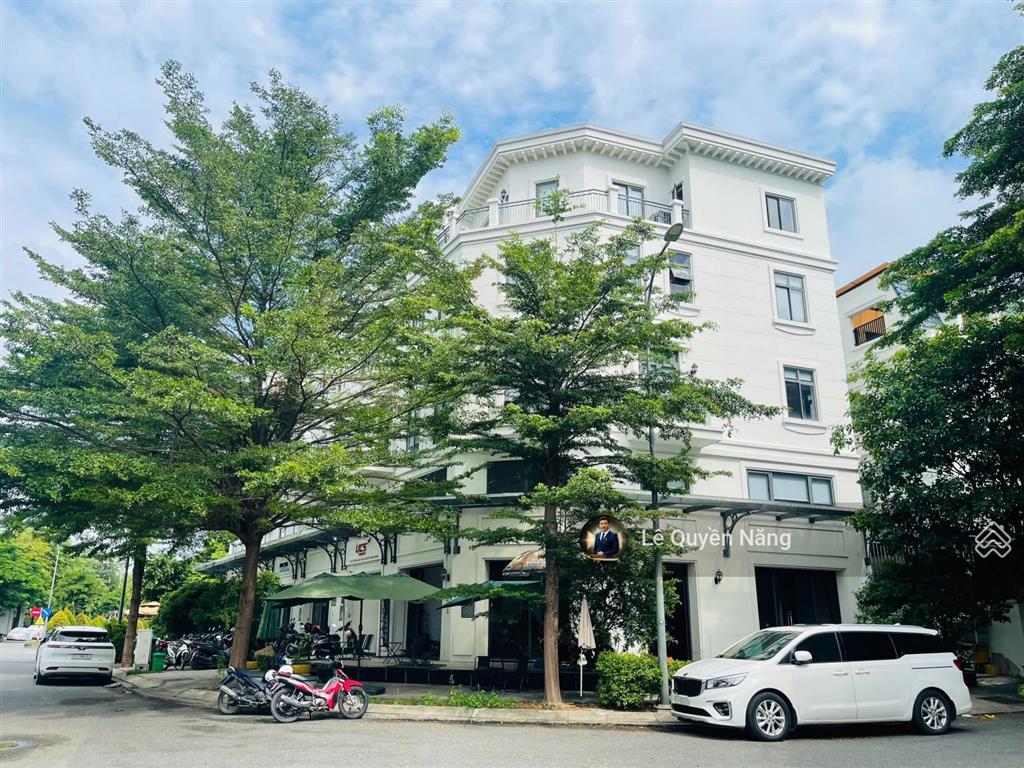 Chính chủ cần bán gấp shophouse mặt tiền song hành lakeview city. giá 26,98 tỷ còn thương lượng.