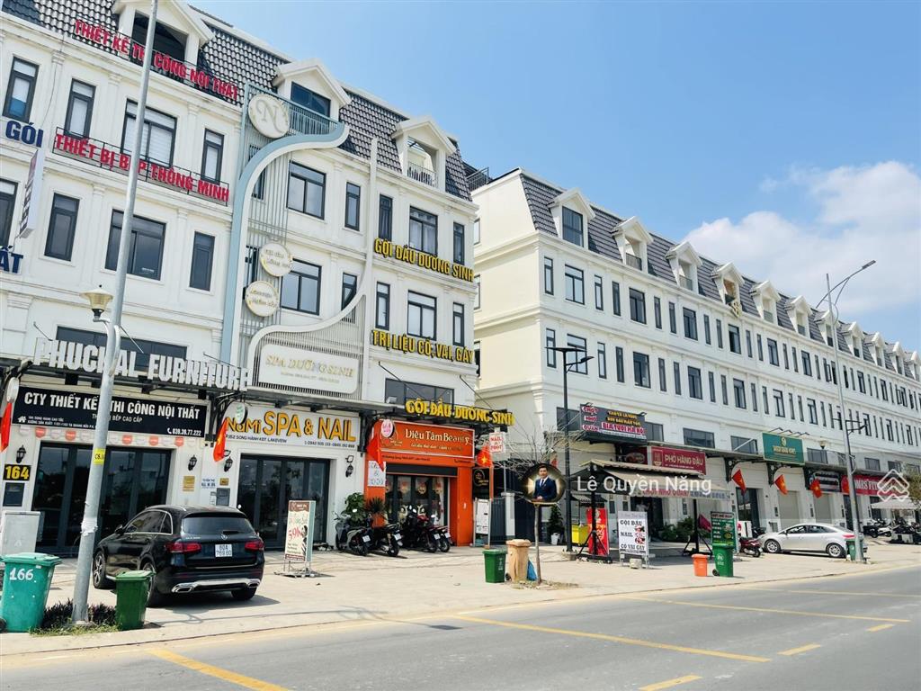 Bán shophouse hàng hiếm, rẻ hơn khu vực 810 tỷ. mặt tiền song hành lakeview city.  0911 738 ***