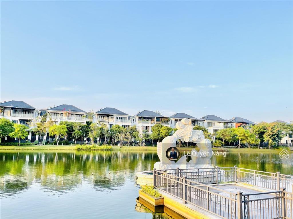 Chính chủ gửi bán gấp nhà phố 7m ngang tại lakeview city. gần công viên, hồ bơi.  0911 738 ***