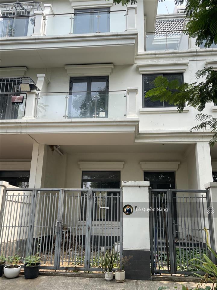 Chính chủ gửi bán gấp nhà phố lakeview city quận 2, mặt tiền 6m giá 17.5 tỷ thương lượng nhẹ