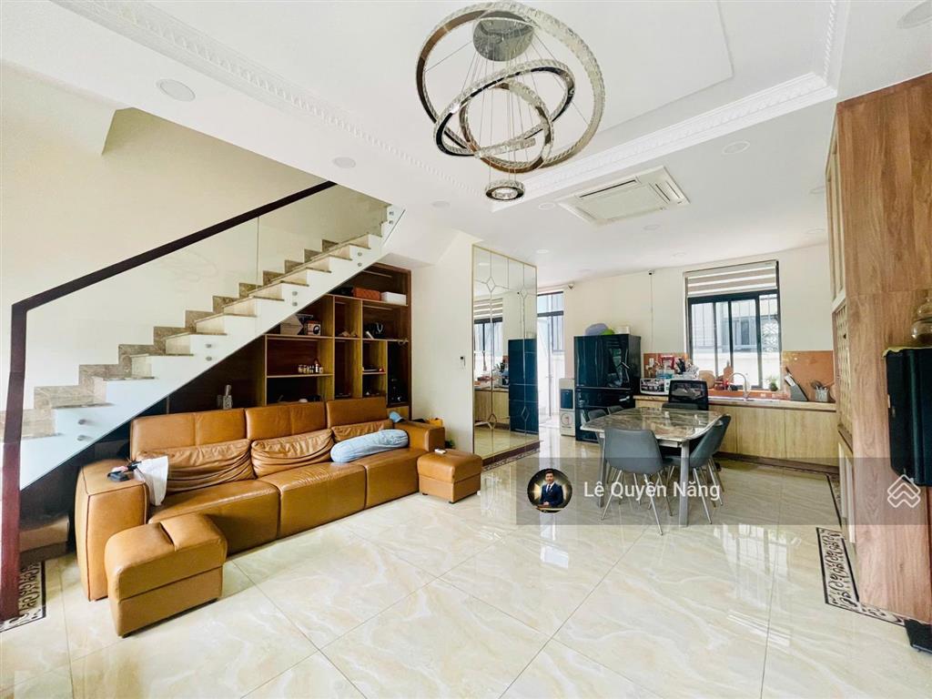 40 triệu/tháng nhà phố lakeview city ngang 6m  hướng nam mát mẻ full nội thất vào ở ngay