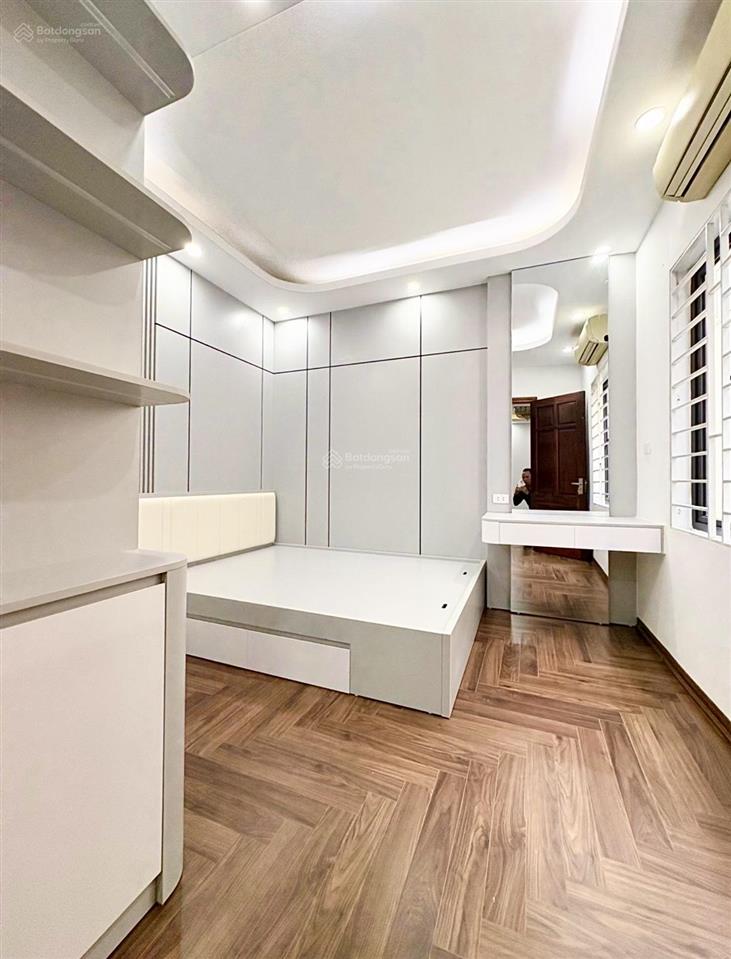 Ba gác đỗ cổng  50 m ô tô tránh  bán đất tặng nhà 5 tầng đẹp  giá tốt  khách mua nhanh