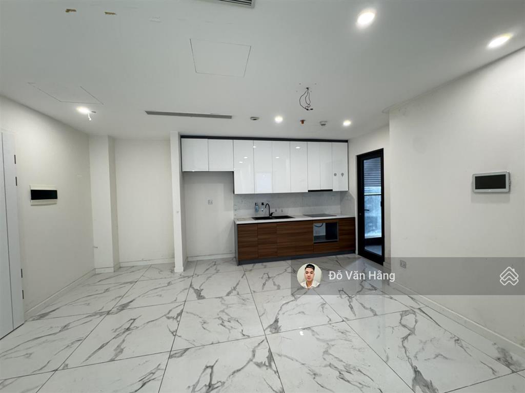 Cho thuê căn góc 3 ngủ 104m2 đồ cơ bản giá 18 triệu/th, vào được ngay