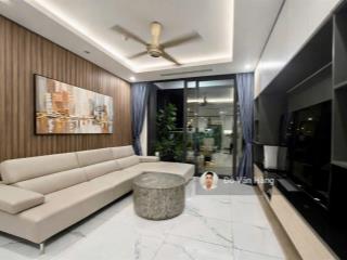 Bán căn góc 3 ngủ full đồ ban công đông nam view sông hồng cầu nhật tân  giá 12 tỷ sổ đỏ sang tên