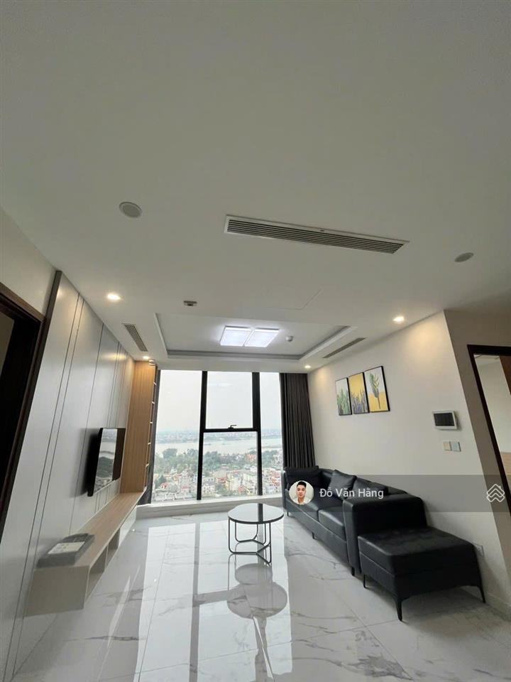 Bán căn 2 ngủ + 1 sunshine city full đồ tầng cao giá 9,7 tỷ full đồ  sổ đỏ sang tên