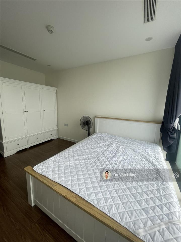 Bán căn 2 phòng ngủ + 1 đa năng sunshine city view sông hồng giá chỉ 8,4 tỷ  sổ đỏ sang tên