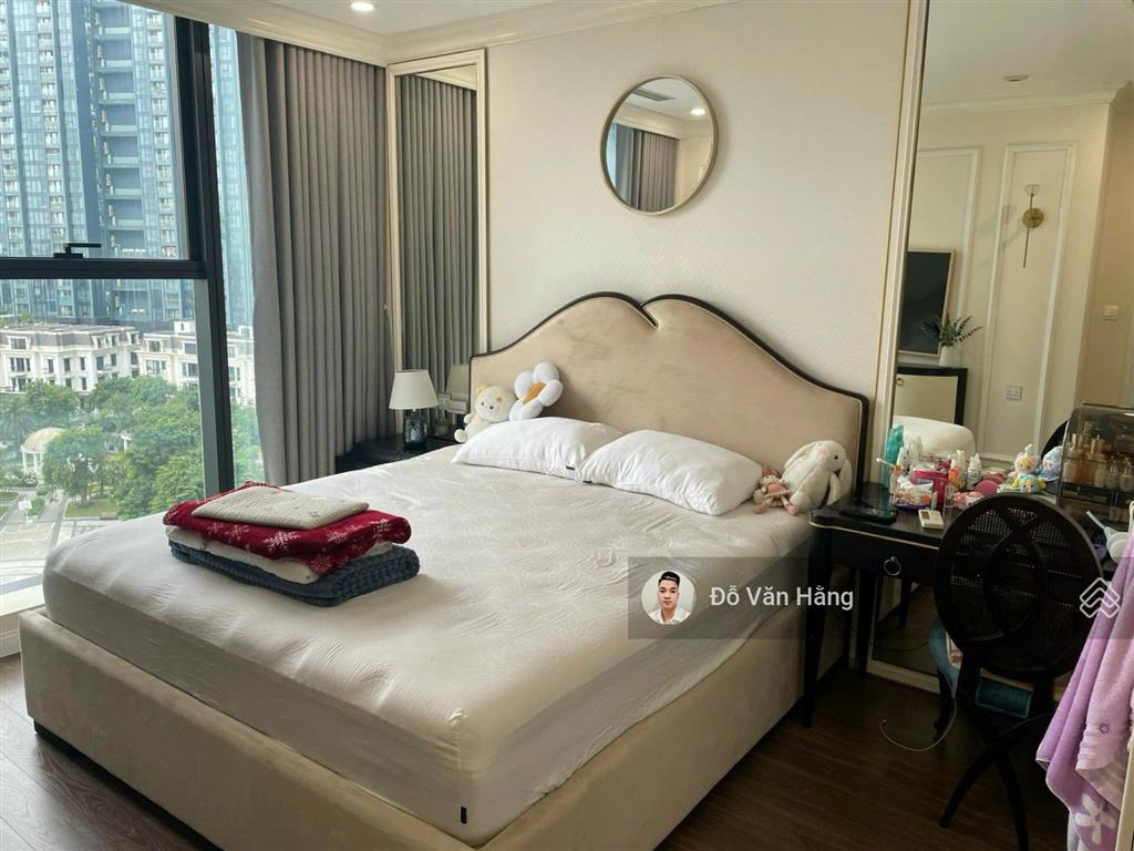 Bán căn 3 ngủ sunshine city full đồ 98m2 giá 10,7 tỷ  sổ đỏ sang tên