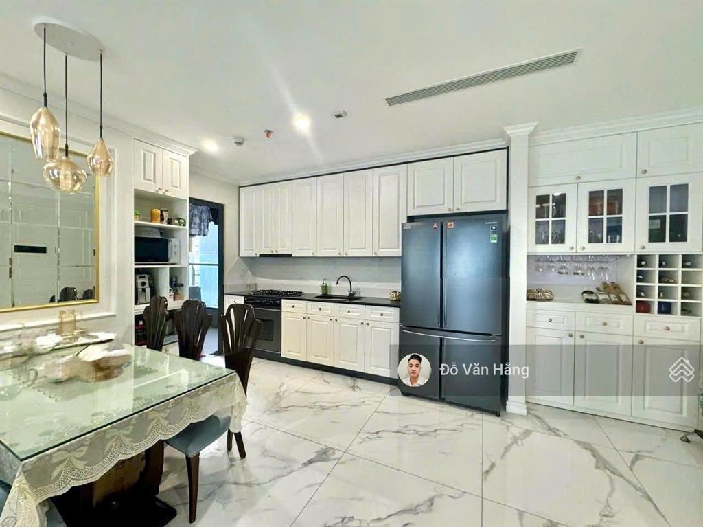 Cho thuê nhanh căn 3 ngủ sunshine city full đồ đẹp tầng cao 105m2