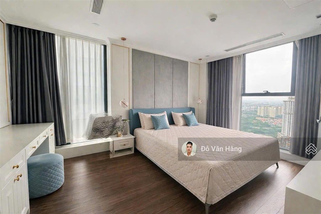 Cho thuê nhanh căn 3 ngủ sunshine city full đồ đẹp tầng cao 105m2