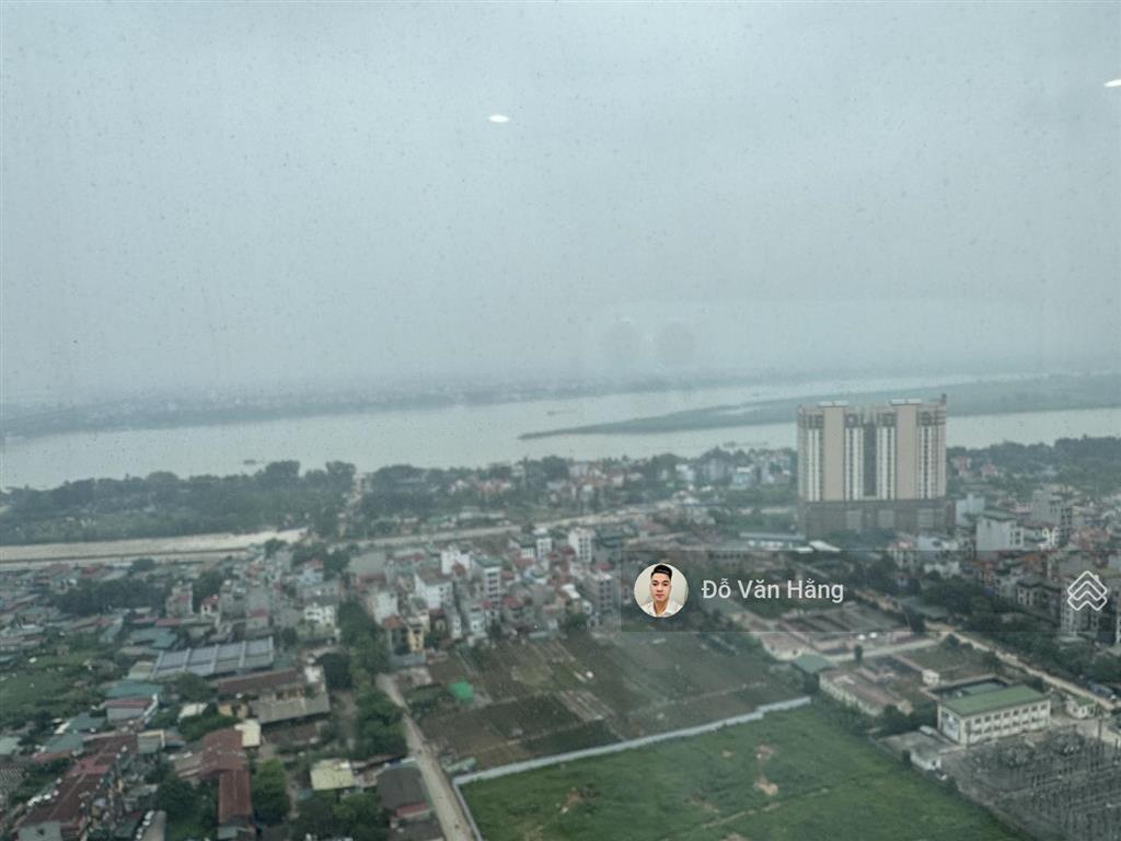 Bán nhanh căn 3 ngủ view sông hồng các phòng đều sáng 105m2 giá 12,4 tỷ  sổ đỏ sang tên