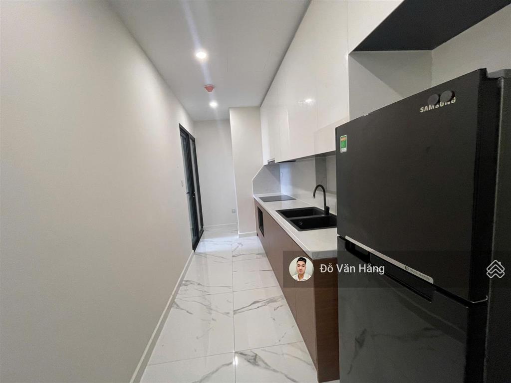 Cho thuê nhanh căn 2pn + 1 full nội thất sunshine city giá 20 triệu  nhà sạch sẽ