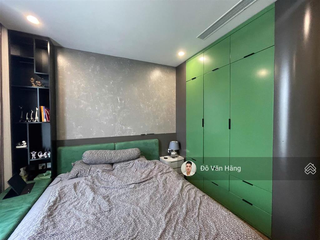 Bán căn 2 ngủ full đồ sunshine city 80m2 view quảng trường giá 8,6 tỷ sổ đỏ sang tên