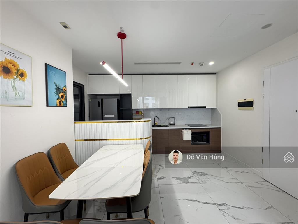 Cho thuê nhanh căn góc 3 ngủ rẻ nhất sunshine city giá 17,5 triệu, vào được ngay