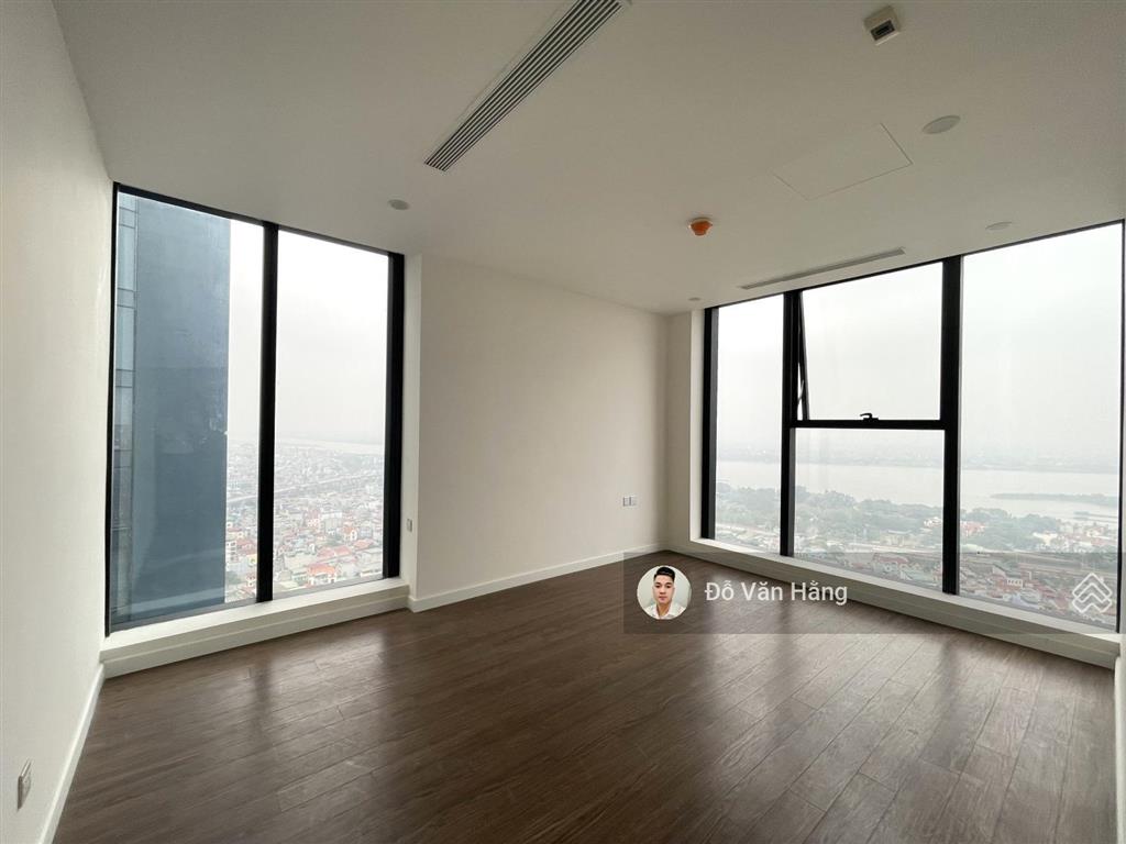 Bán căn góc 3 ngủ 104m2 sunshine city đồ cơ bản tầng cao giá 10,8 tỷ  sổ đỏ sang tên