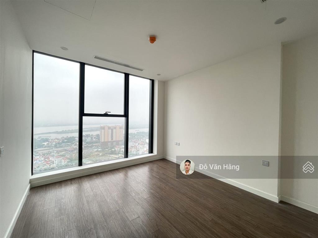 Bán căn góc 3 ngủ 104m2 sunshine city đồ cơ bản tầng cao giá 10,8 tỷ  sổ đỏ sang tên