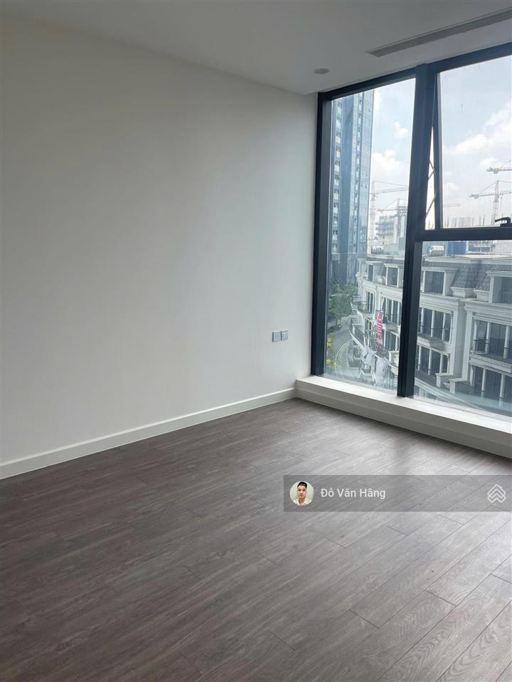 Cho thuê nhanh 2pn + 1 89m2 đồ cơ bản sunshine city giá 15 triệu/ tháng