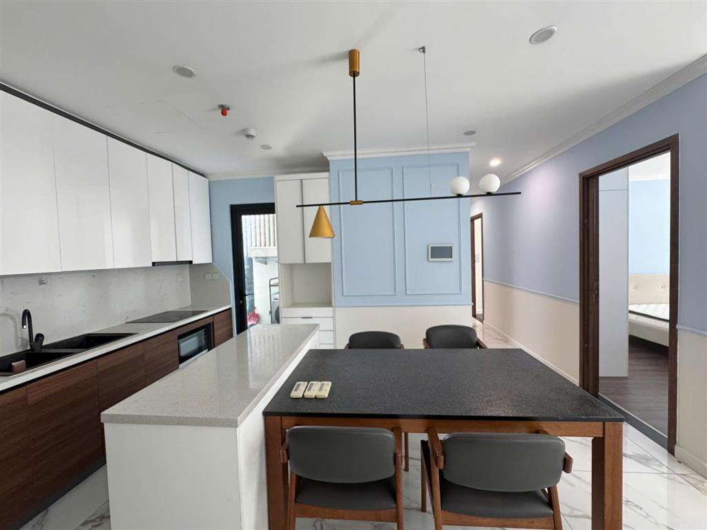 Bán căn góc 3 ngủ full đồ sunshine city 105m2 tầng cao view sông hồng  giá 12.2 tỷ