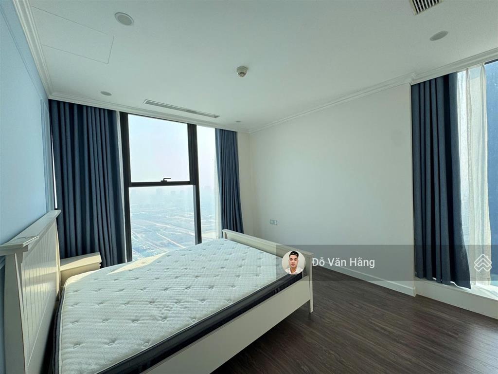 Bán căn góc 3 ngủ full đồ sunshine city 105m2 tầng cao view sông hồng  giá 12.2 tỷ