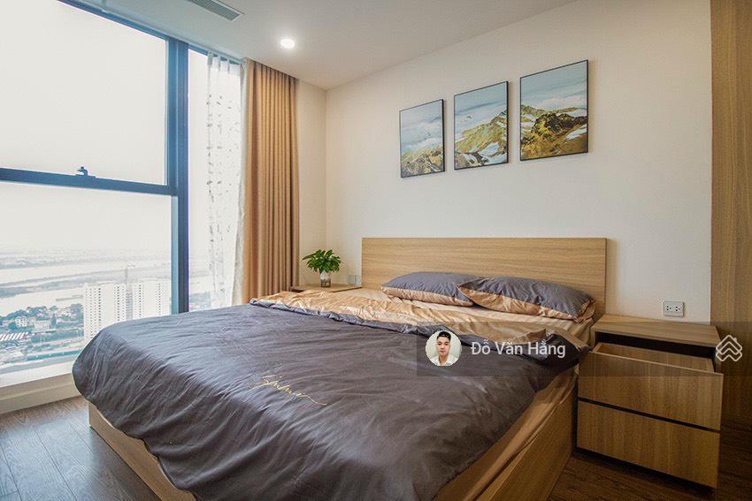 Bán căn góc 3 ngủ full đồ sunshine city 105m2 tầng cao giá 10,8 tỷ  sổ đỏ sang tên