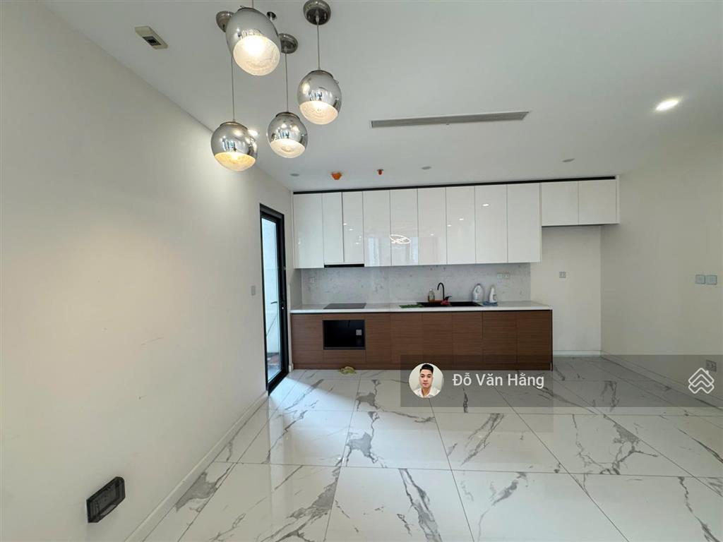 Cho thuê căn 3 ngủ + 1 đa năng sunshine city đồ cơ bản 116m² vào ở ngay