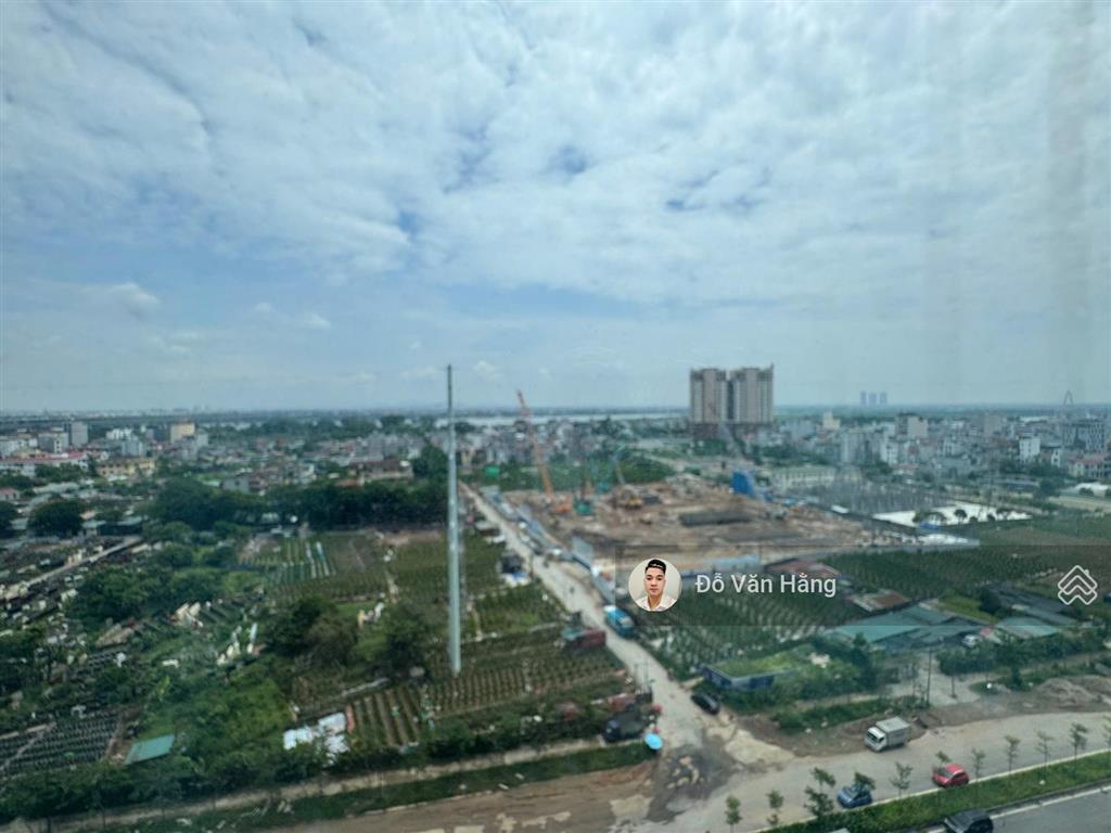Bán căn 3 ngủ full đồ sunshine city 105m² full nội thất  sổ đỏ sang tên
