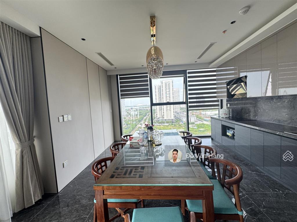 Căn 3 phòng ngủ + 1 đa năng full đồ 161m² sunshine golden river cho thuê giá rẻ vào được ngay
