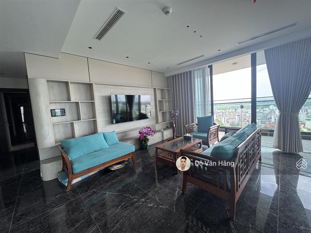 Căn 3 phòng ngủ + 1 đa năng full đồ 161m² sunshine golden river cho thuê giá rẻ vào được ngay