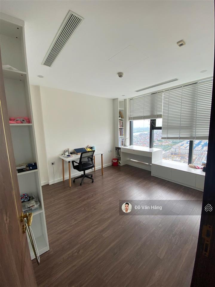 Bán căn 3 ngủ full đồ sunshine city tầng cao view công viên + sông hồng giá 10,8 tỷ