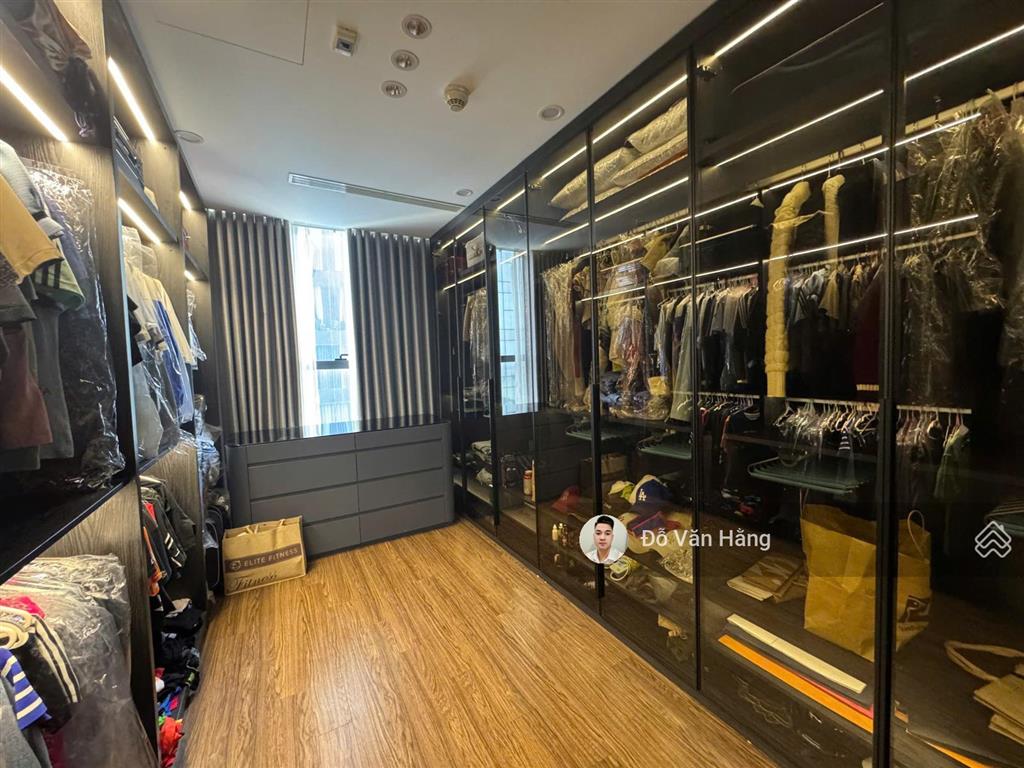 Bán căn 3 ngủ full nội thất đẹp sunshine city, sổ đỏ sang tên